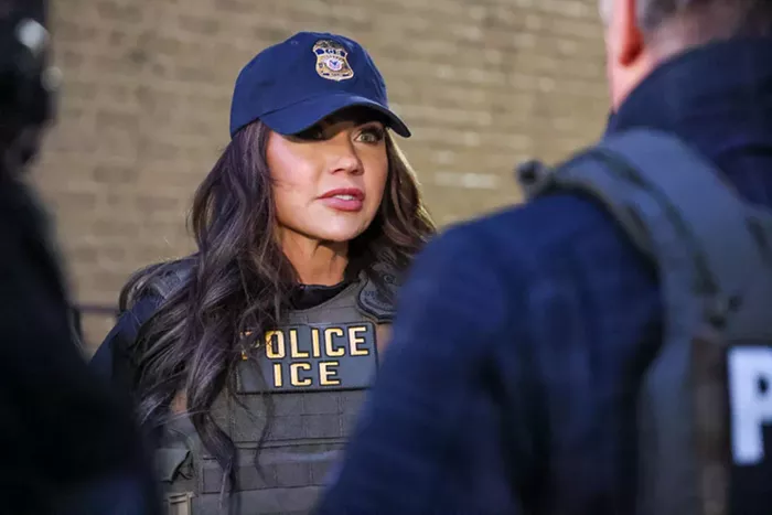 Good Morning, News: Another Black Man Dies During Police Arrest, "ICE Barbie" Calls Out Portland, and Trump Flip-Flops on Ukraine